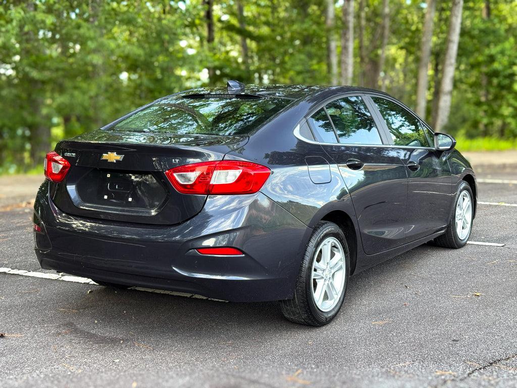 Chevrolet Cruze - Thumbnail 16
