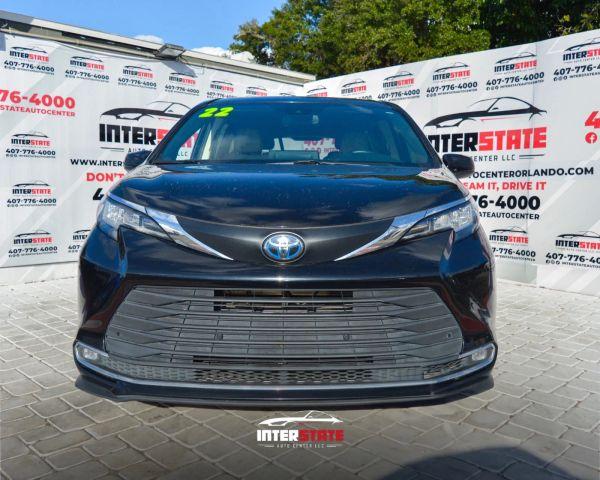 Toyota SIENNA - Thumbnail 2