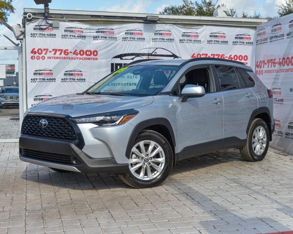 Toyota COROLLA CROSS - Thumbnail 3