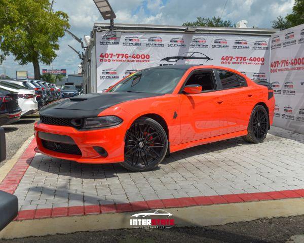 Dodge CHARGER - Thumbnail 3