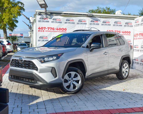 Toyota RAV4 - Thumbnail 3