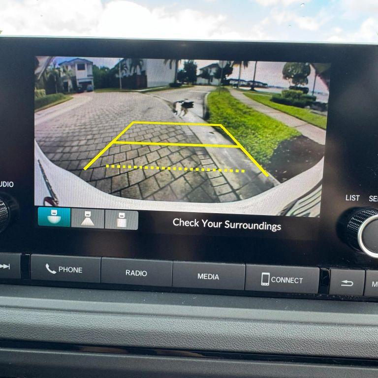 Honda Accord - Thumbnail 2