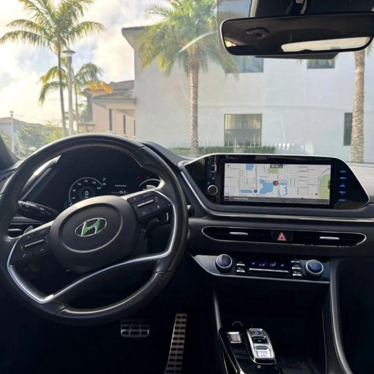 Hyundai Sonata - Thumbnail 12