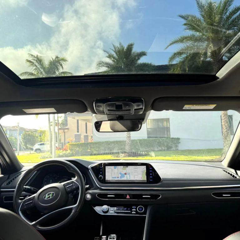 Hyundai Sonata - Thumbnail 13