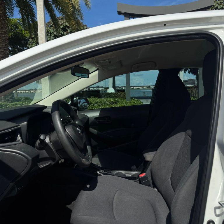 Toyota Corolla - Thumbnail 10