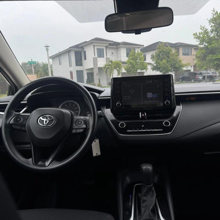 Toyota Corolla - Thumbnail 12