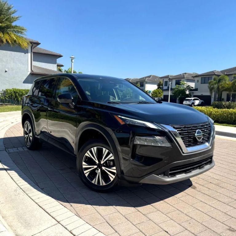 Nissan Rogue - Thumbnail 5