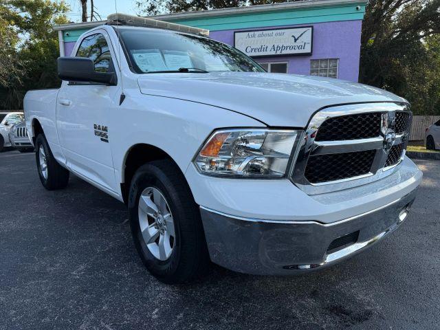 Ram 1500 CLASSIC REGULAR CAB - Thumbnail 2