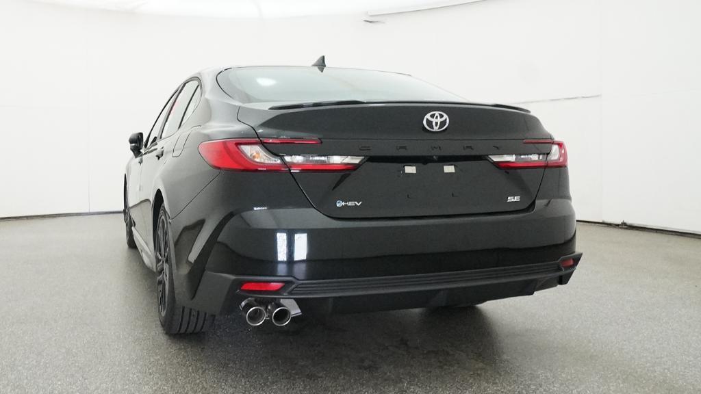 Toyota Camry Se - Thumbnail 11