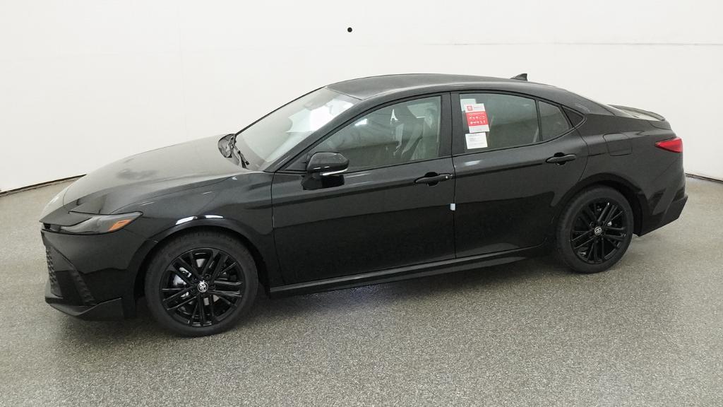 Toyota Camry Se - Thumbnail 9