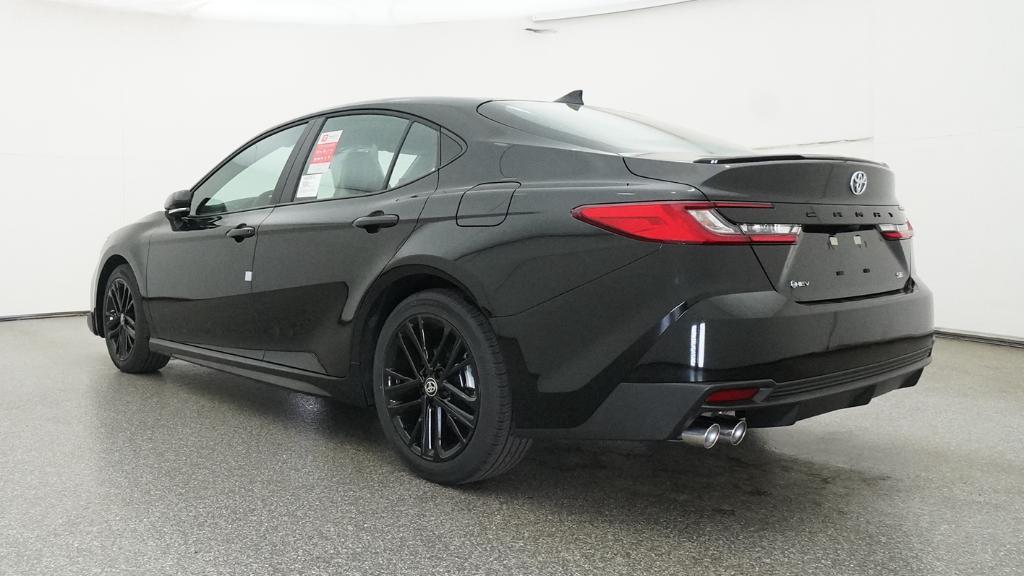 Toyota Camry Se - Thumbnail 13