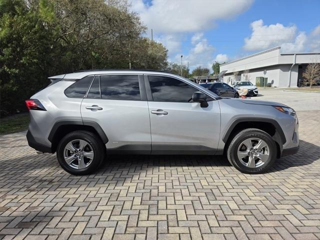 Toyota Rav4 Hybrid Awd - Thumbnail 13