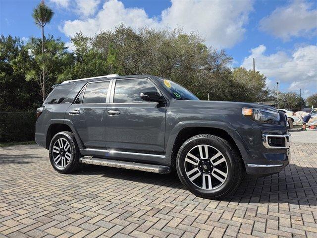 Toyota 4Runner Limited With Navigation & 4Wd - View 1