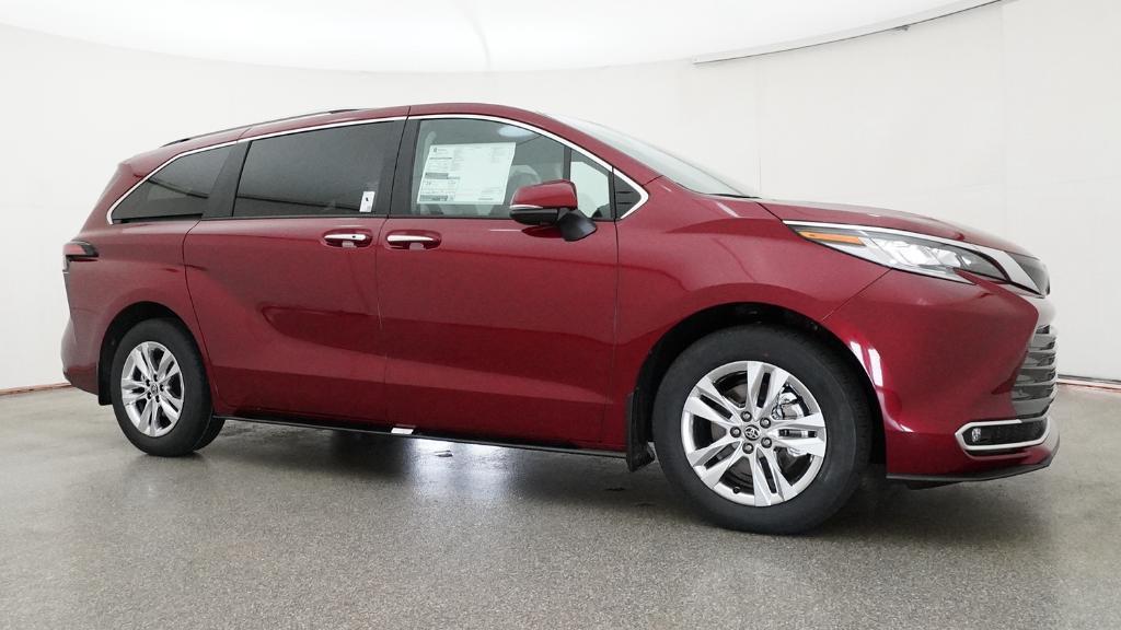 Toyota Sienna Limited - Thumbnail 3