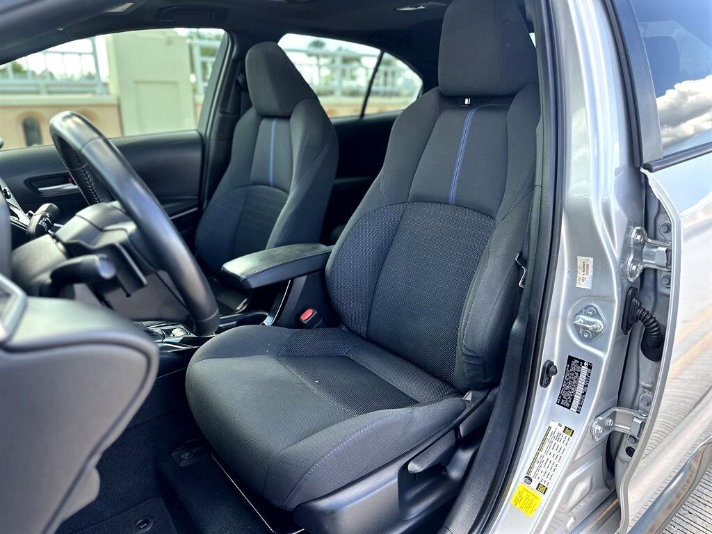 Toyota Corollase - Thumbnail 5