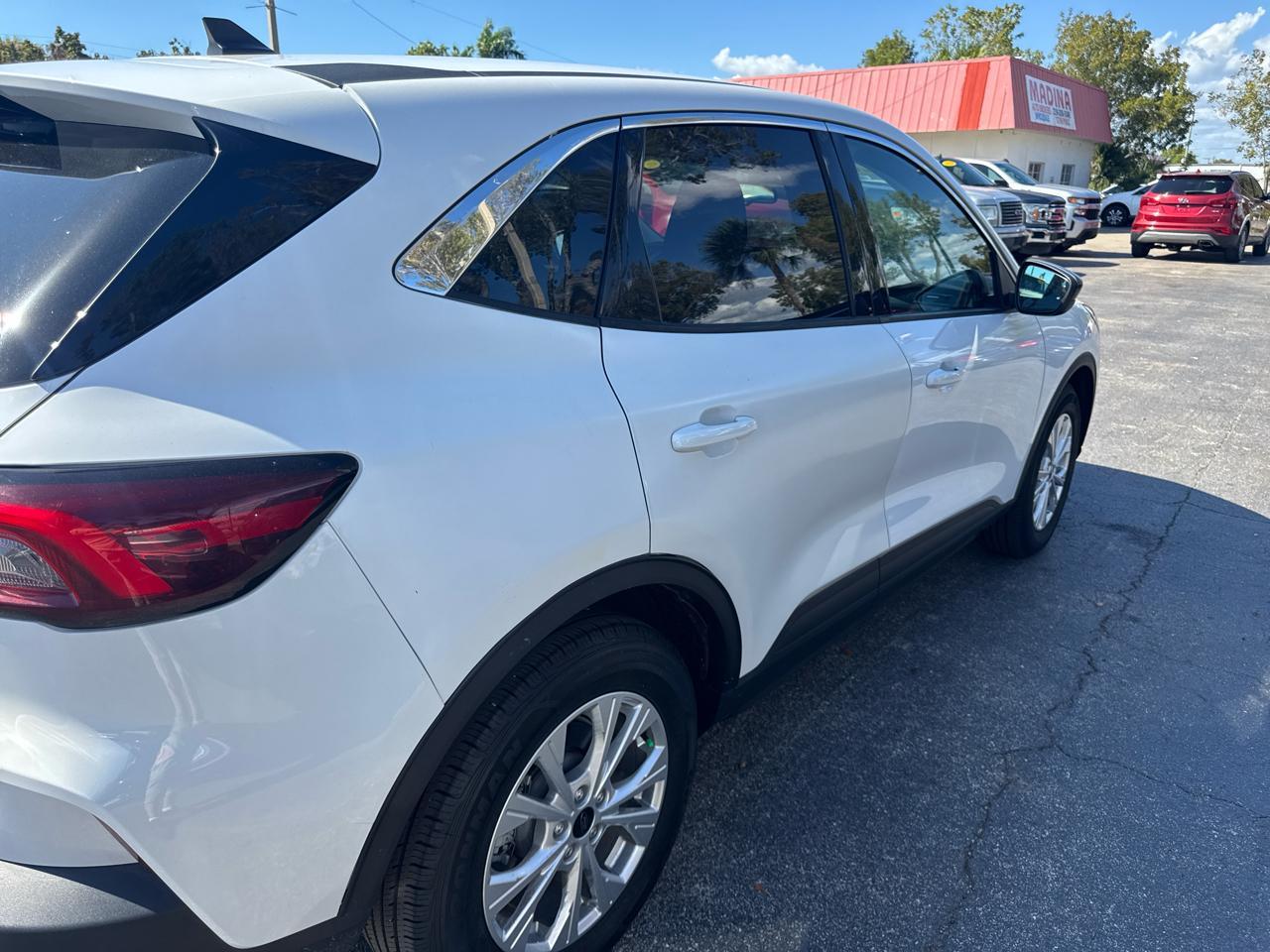 Ford Escape Active - Thumbnail 7