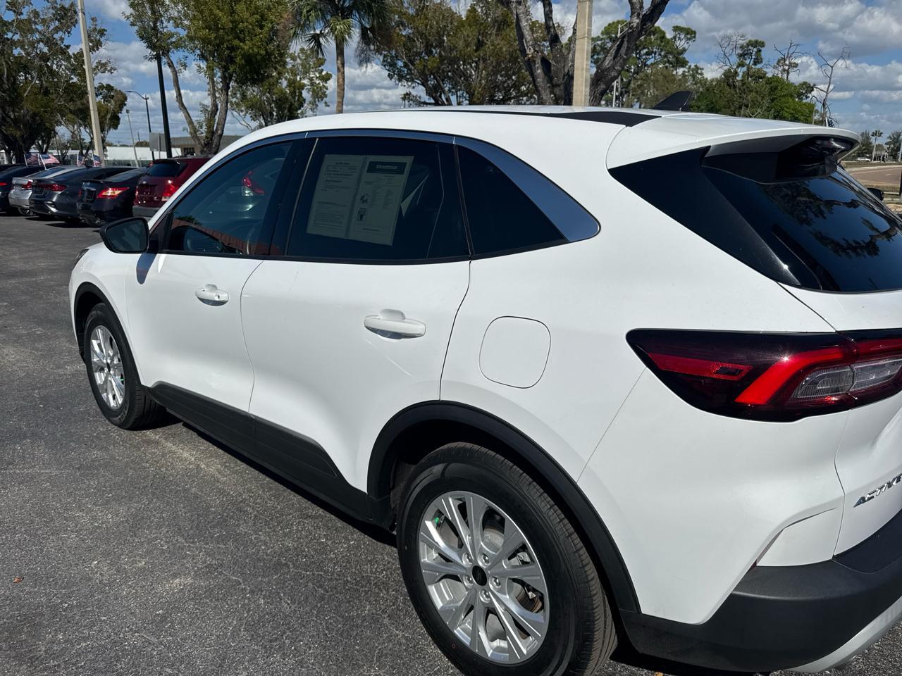 Ford Escape Active - Thumbnail 6