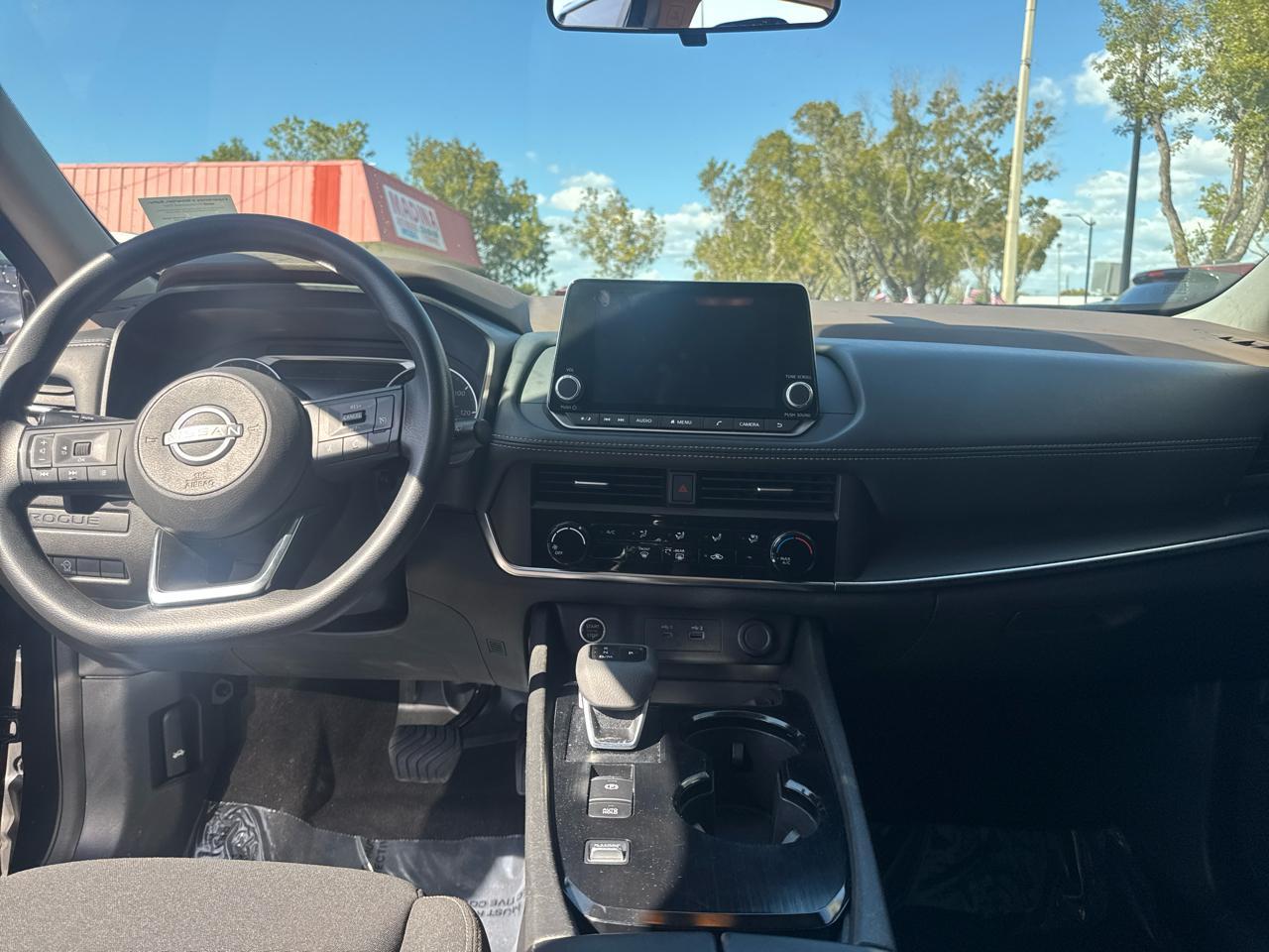 Nissan Rogue S - Thumbnail 14