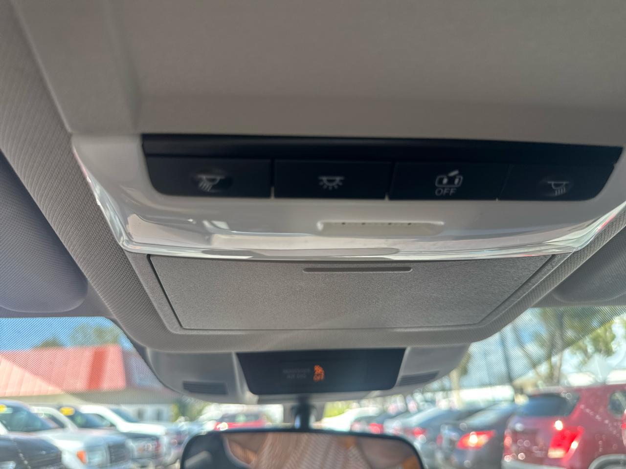 Nissan Rogue S - Thumbnail 19