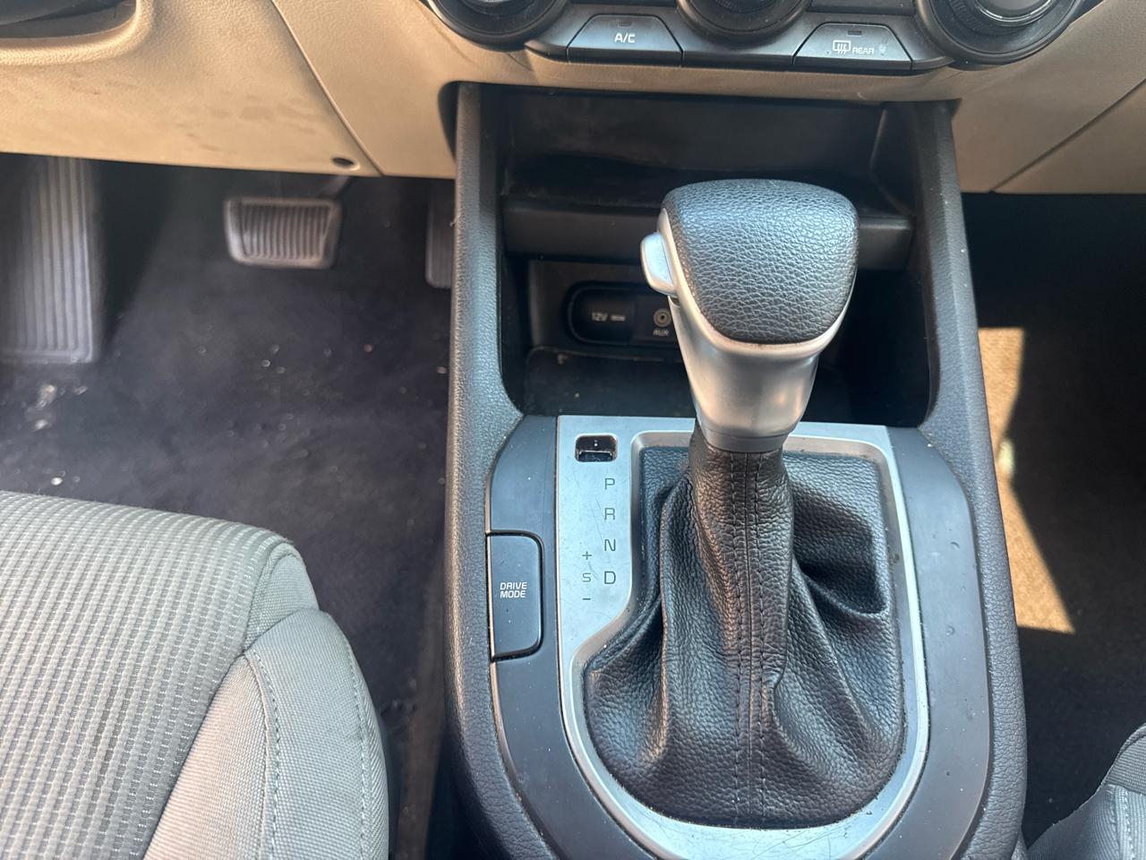 Kia Forte - Thumbnail 15