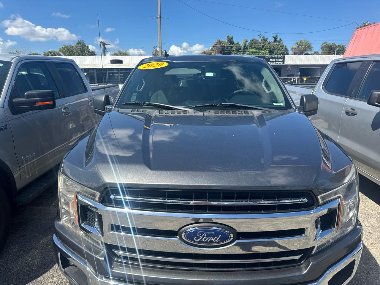 Ford F-150 Xl Supercrew 5.5-Ft. Bed 2Wd - Thumbnail 5