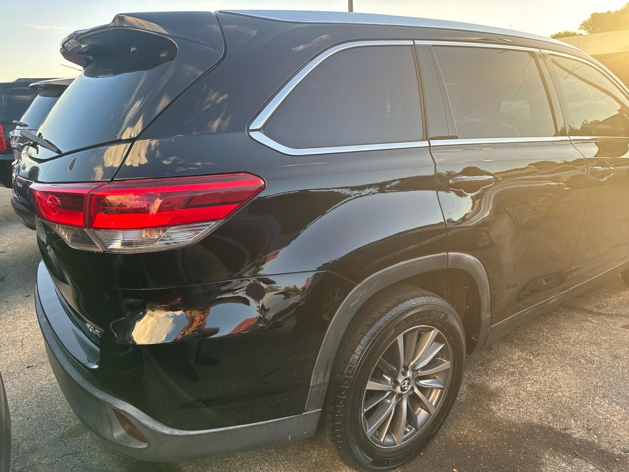 Toyota Highlander Se Fwd V6 - Thumbnail 6