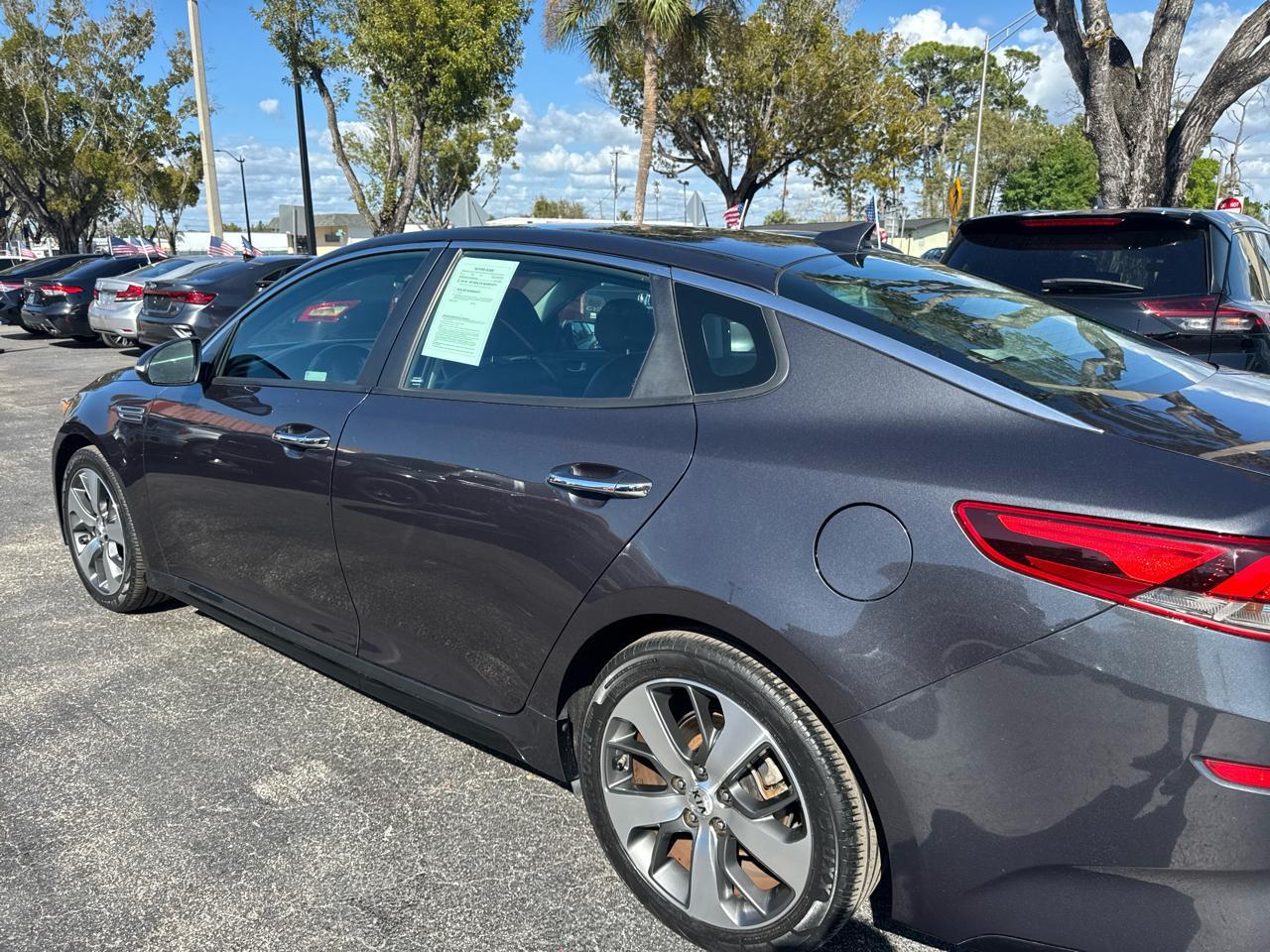 Kia Optima Lx - Thumbnail 8