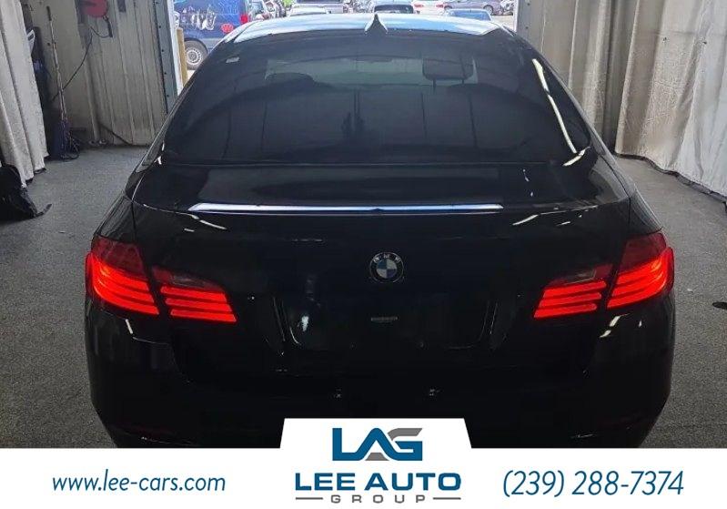 BMW 5 Series 528I - Thumbnail 4