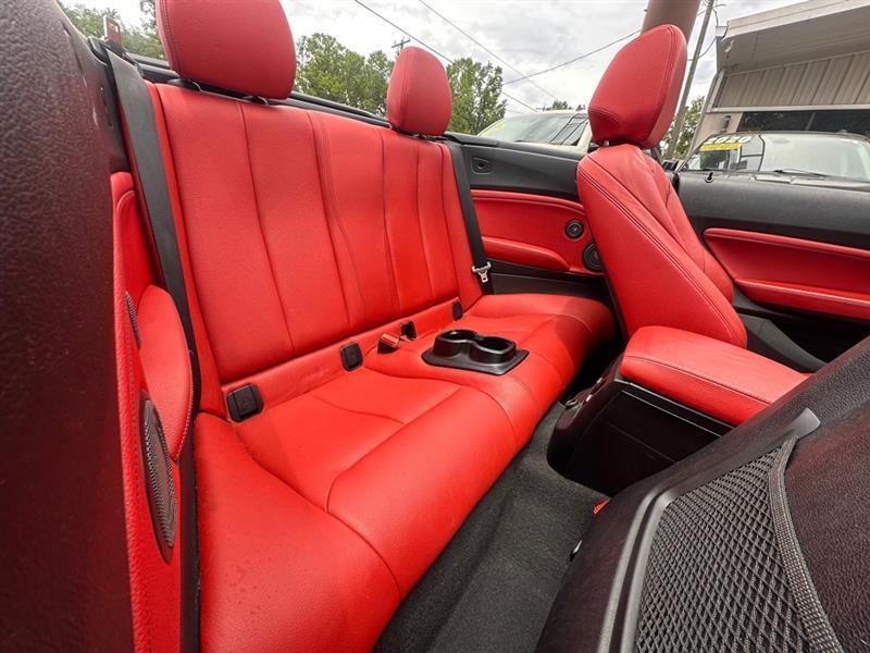 BMW 2-Seriesm235I Xdrive Convertible - Thumbnail 19