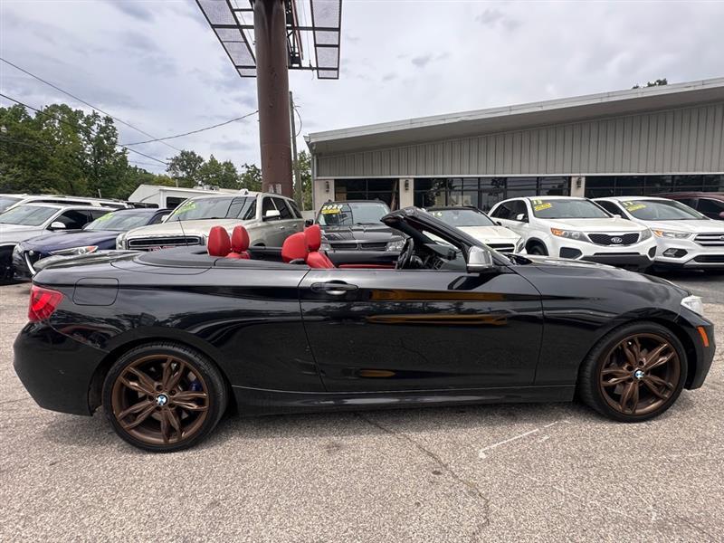 BMW 2-Seriesm235I Xdrive Convertible - Thumbnail 4