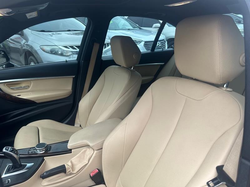 BMW 3-Series330I Sulev Sedan - Thumbnail 8