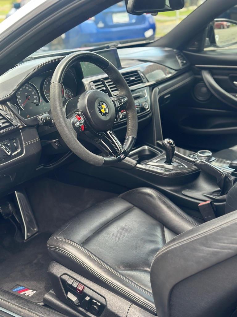 BMW M4Coupe - Thumbnail 11