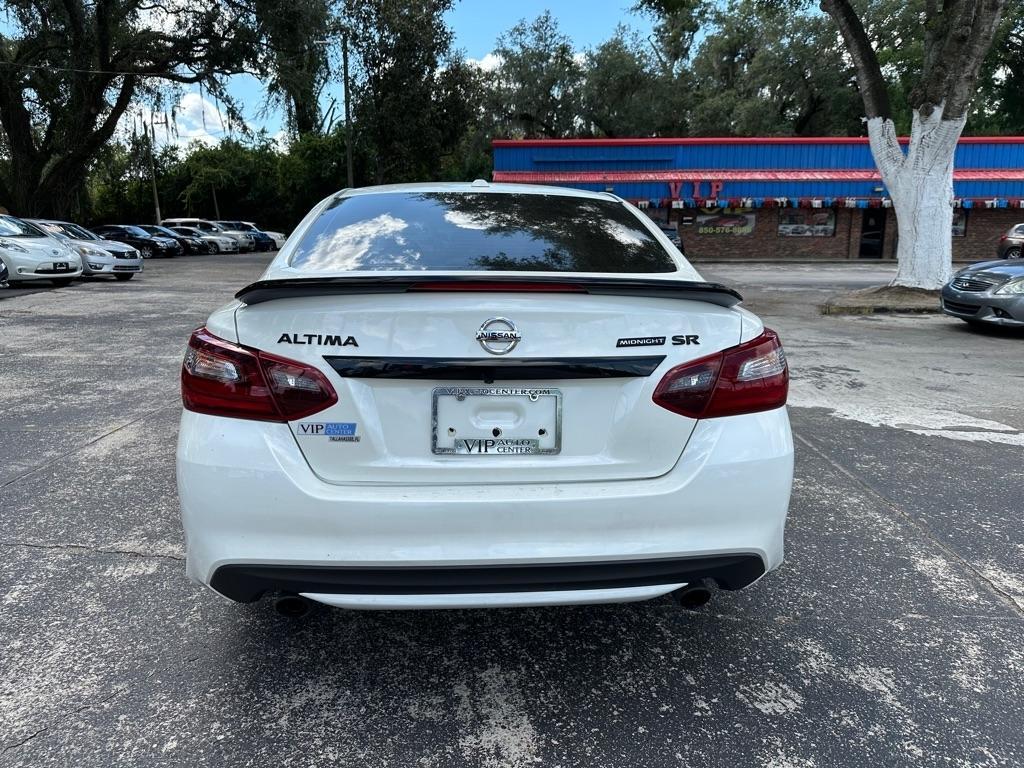 Nissan Altima 2.5 S - Thumbnail 5