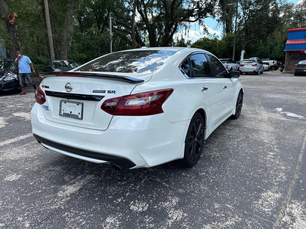 Nissan Altima 2.5 S - Thumbnail 6