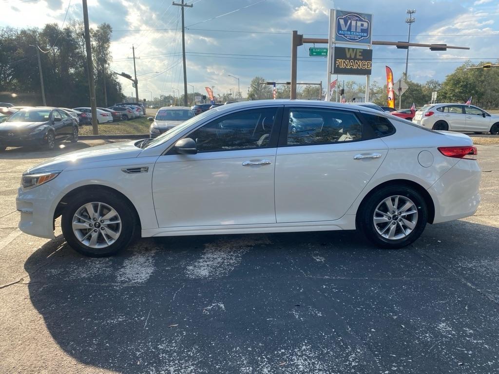 Kia Optima Lx - Thumbnail 3