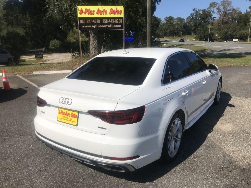 Audi A4Premium Plus 4D Sdn At Qtro 2.0T - Thumbnail 4