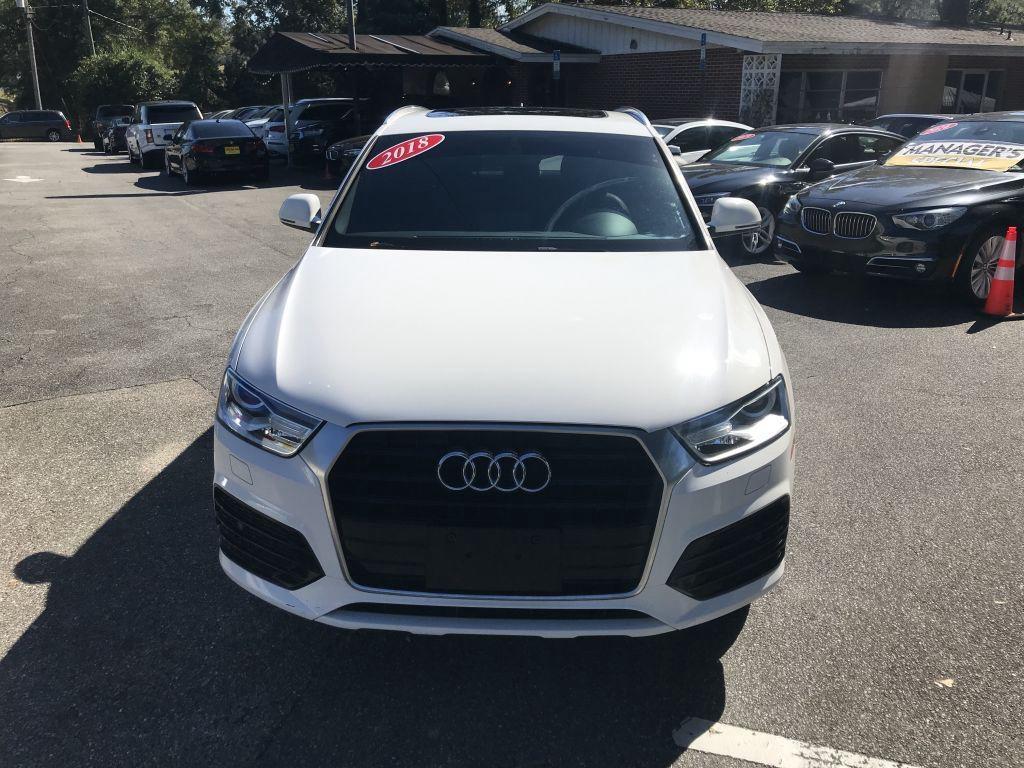 Audi Q3Premium 4D Suv 2.0T - Thumbnail 2