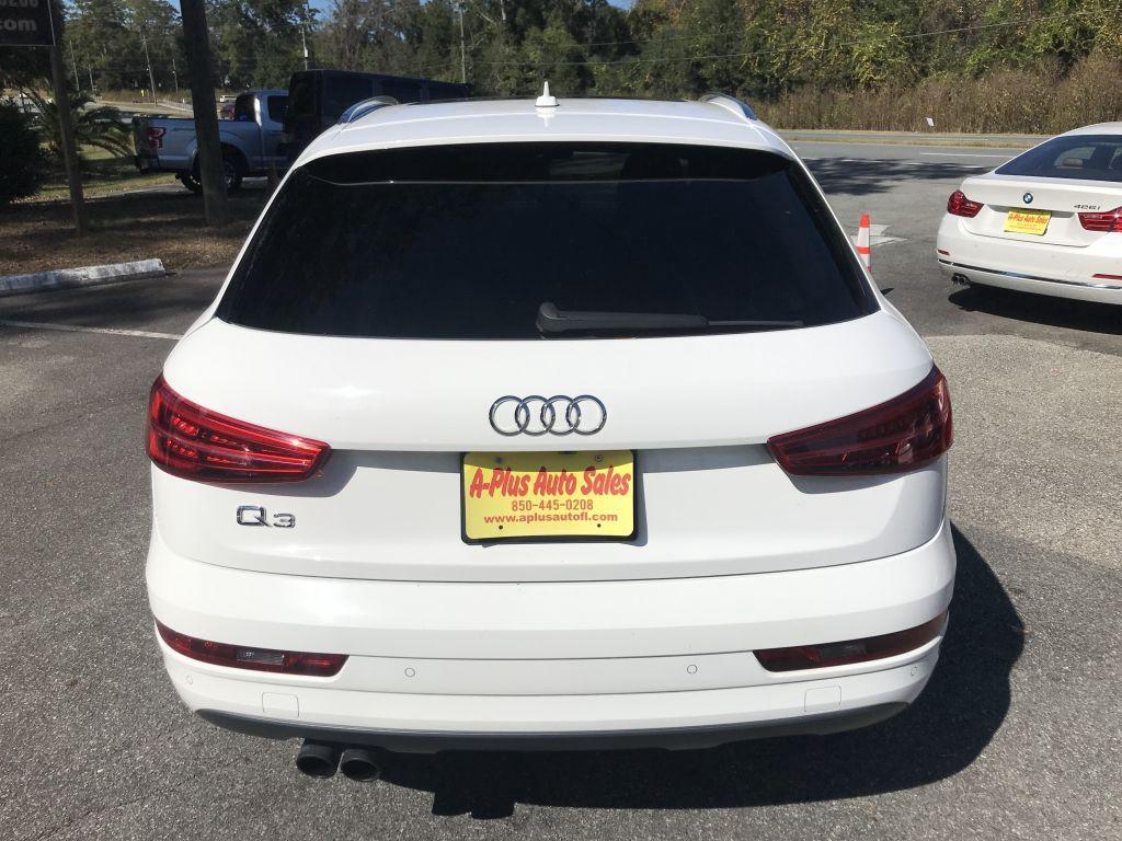 Audi Q3Premium 4D Suv 2.0T - Thumbnail 5