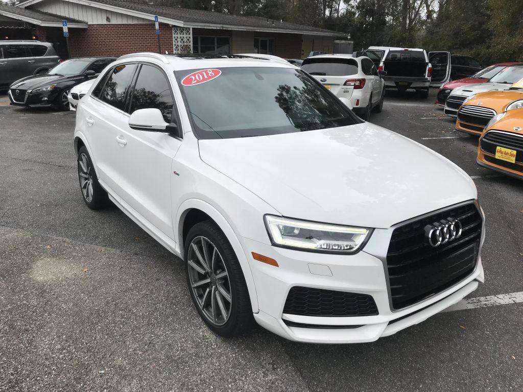 Audi Q3Sport Premium Plus 4D Suv 2.0T - Thumbnail 3
