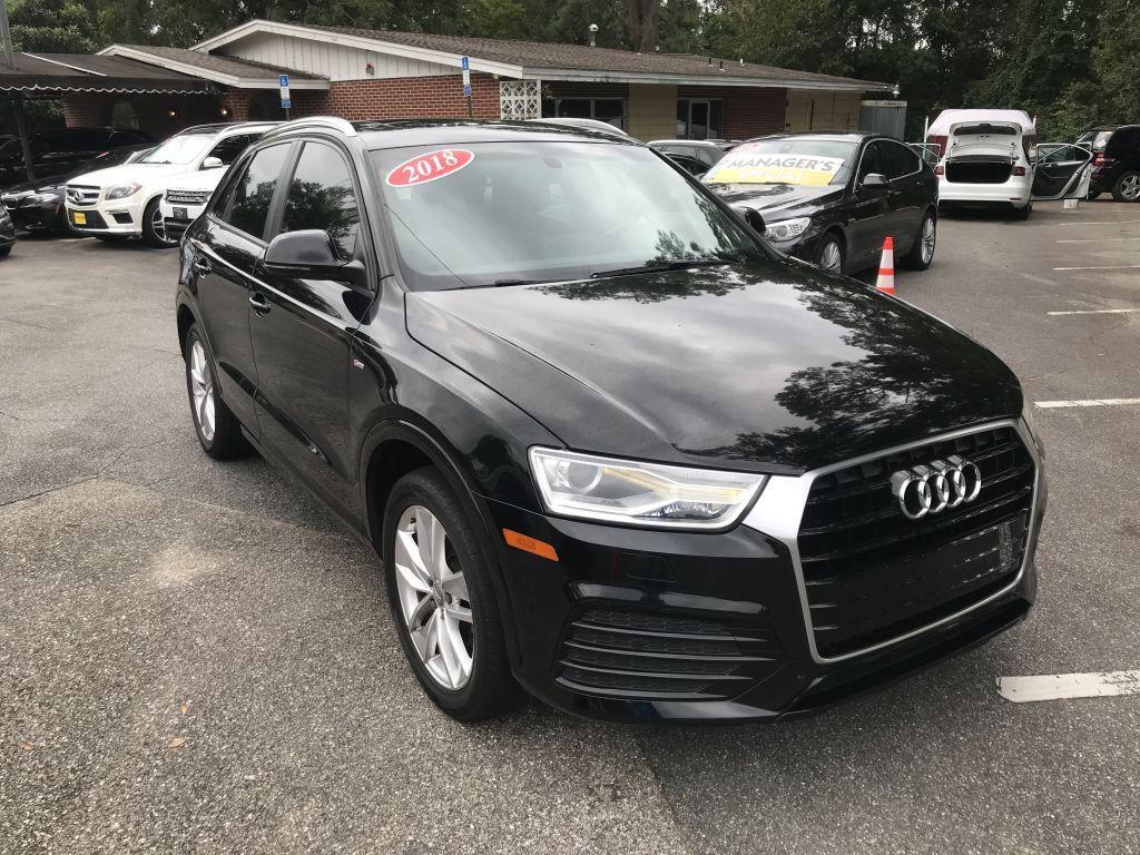 Audi Q3Premium 4D Suv 2.0T - Thumbnail 3