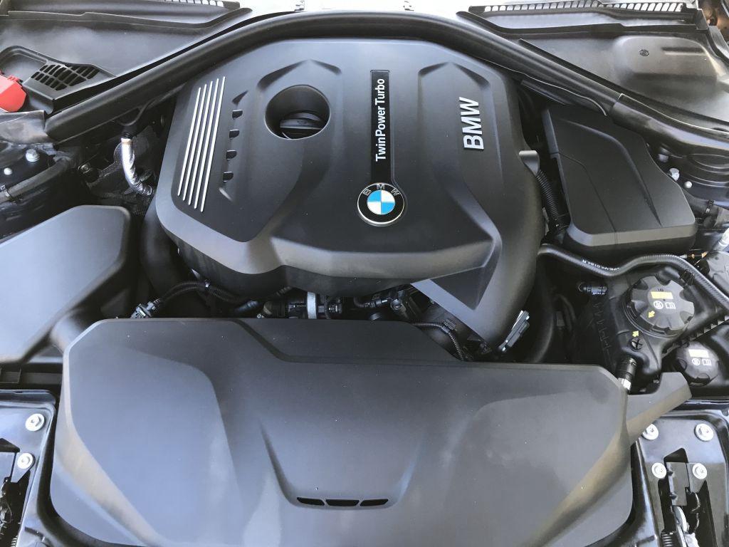 BMW 3-Series330I Sedan - Thumbnail 13