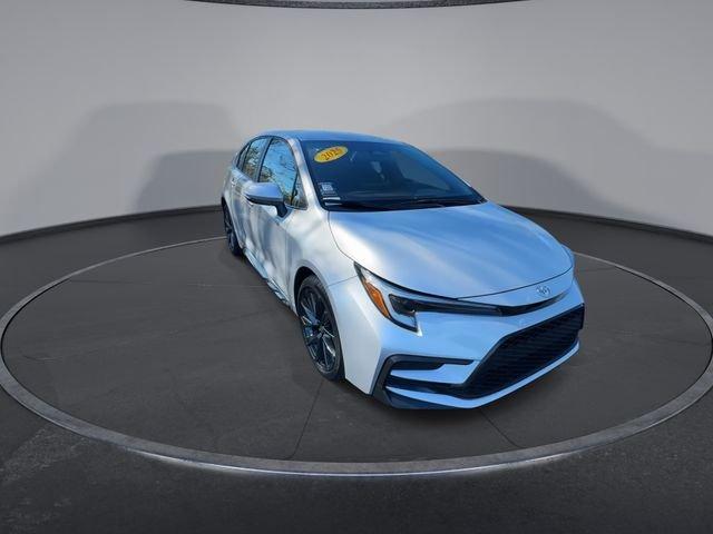 Toyota Corolla Se Fwd - Thumbnail 5