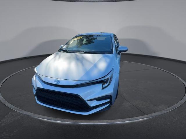 Toyota Corolla Se Fwd - Thumbnail 7