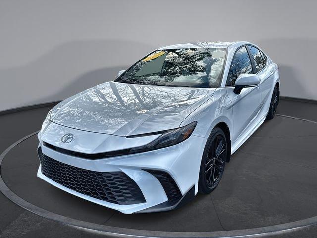 Toyota Camry Se Fwd - View 1