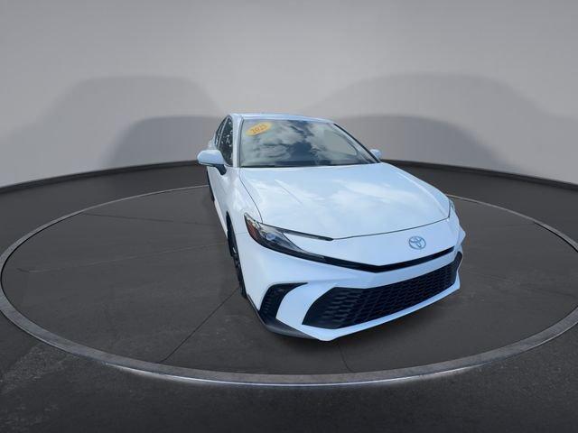 Toyota Camry Se Fwd - Thumbnail 5