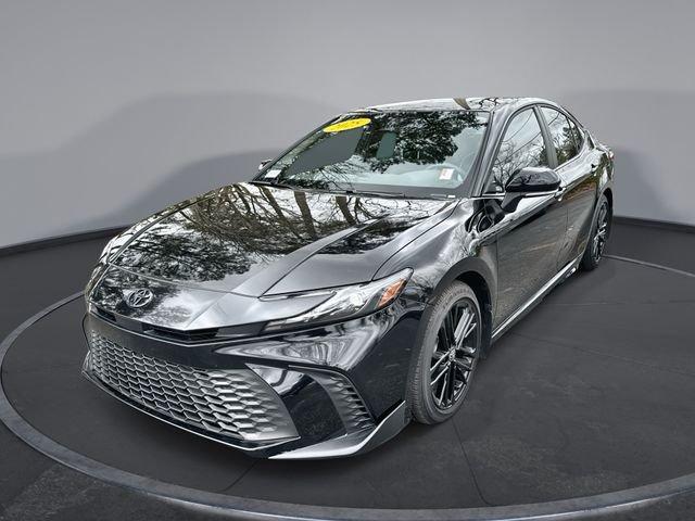 Toyota Camry Se Fwd - View 1