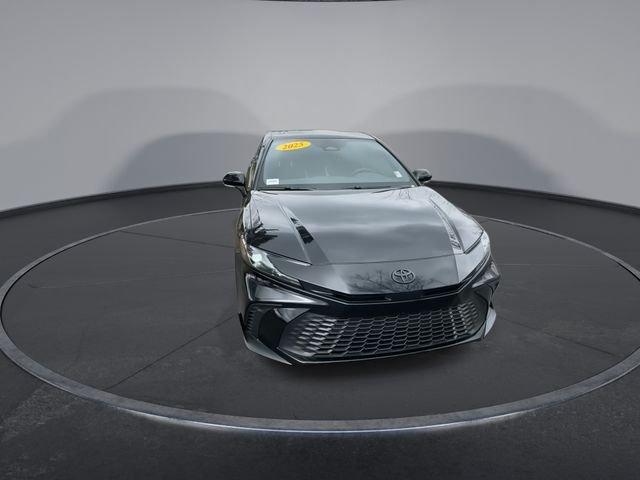 Toyota Camry Se Fwd - Thumbnail 6