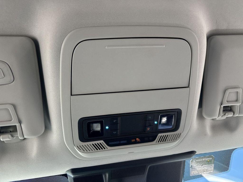 Ford Mustang Mach-E Select - Thumbnail 13