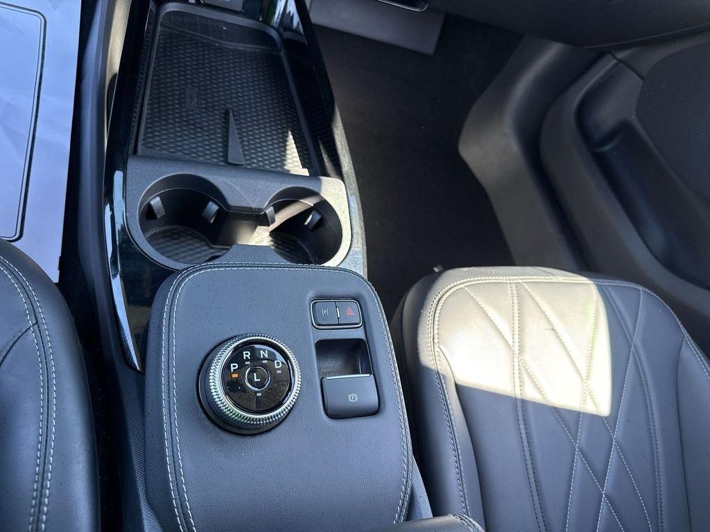 Ford Mustang Mach-E Select - Thumbnail 16