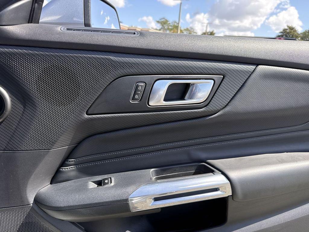 Ford Mustang Ecoboost Premium - Thumbnail 20